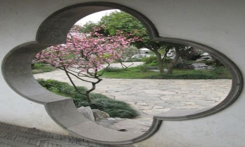 Zdjęcie CHINY / Suzhou / ogrod / romantyczne wejście do ogrodu marzeń