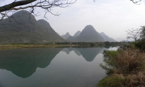 Zdjęcie CHINY / Kuangsi / gullin yangshuo / okolice yangshuo