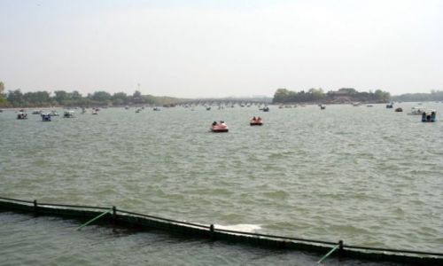 Zdjecie CHINY / - / PEKIN / Jezioro Kunming