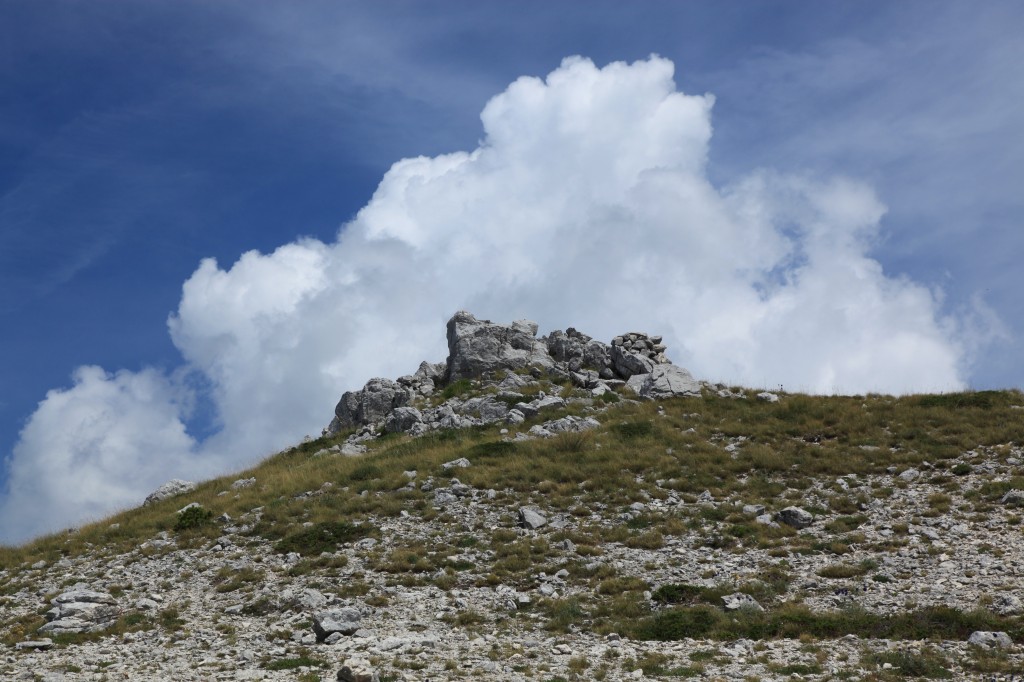 Zdjęcia: Park Przyrodniczy Biokovo, Makarska, Pagórki i chmurki, CHORWACJA Zdjęcia: Park Przyrodniczy Biokovo, Makarska, Pagórki i chmurki, CHORWACJA