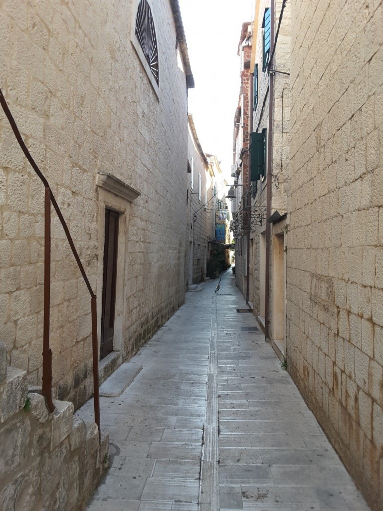 Zdjęcia: Trogir, Dalmacja, Trogir – uliczki starego miasta, CHORWACJA Zdjęcia: Trogir, Dalmacja, Trogir – uliczki starego miasta, CHORWACJA