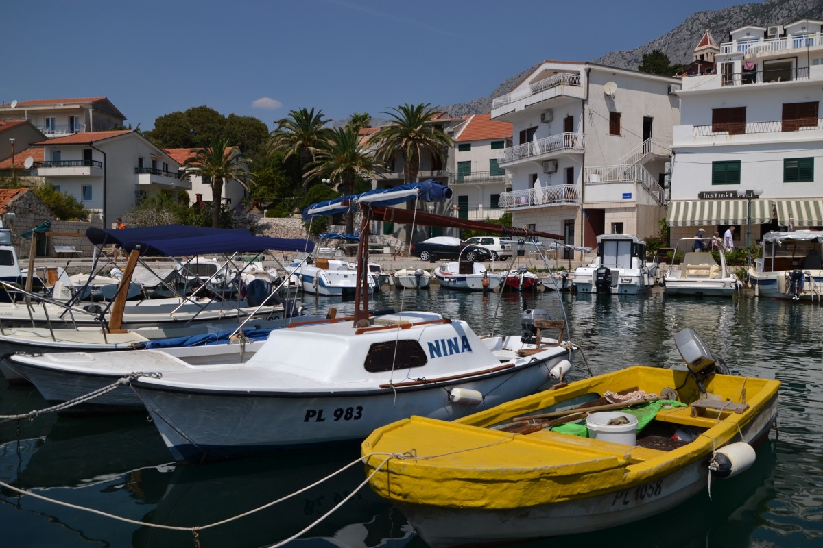 Zdjęcia: Gradac, Żupania splitsko - dalmatyńska, W porcie, CHORWACJA Zdjęcia: Gradac, Żupania splitsko - dalmatyńska, W porcie, CHORWACJA