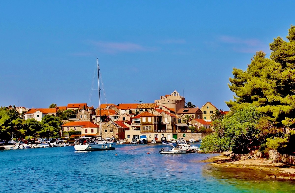 Zdjęcia: Vrboska, Wyspa Hvar, Wpływamy, CHORWACJA Zdjęcia: Vrboska, Wyspa Hvar, Wpływamy, CHORWACJA