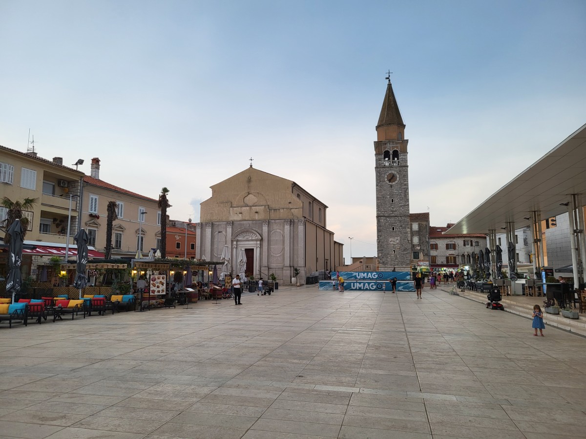 Zdjęcia: Umag, Istria, Gradski trg, CHORWACJA Zdjęcia: Umag, Istria, Gradski trg, CHORWACJA