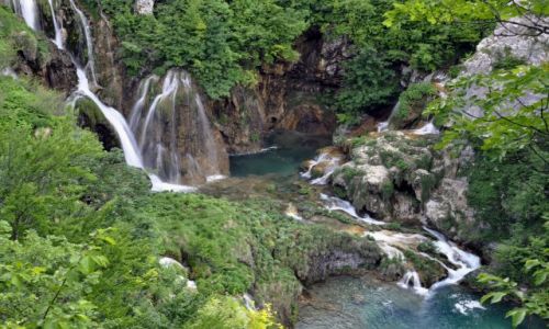 Zdjcie CHORWACJA / Kvarner / Park Narodowy Plitvickie Jeziora / Kaskady w Plitvicach