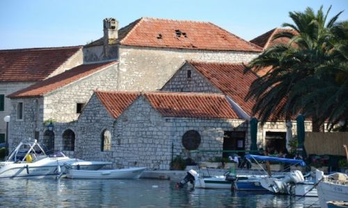 Zdjecie CHORWACJA / rodkowa dalmacja / wyspa hvar / sucuraj 3