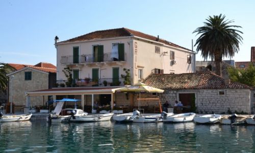 Zdjecie CHORWACJA / rodkowa dalmacja / wyspa hvar / Mj SUCURAJ 4