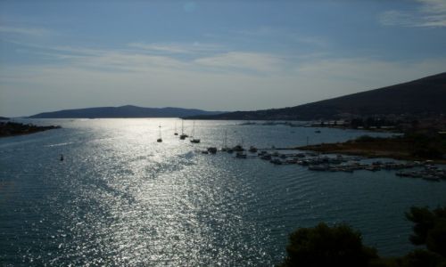 Zdjecie CHORWACJA / Dalmacja / Trogir / Trogir  - panorama 15.47 :)