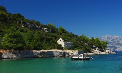 Zdjcie CHORWACJA / Wyspa Brac / Zatoka Lovrecina / Chorwacka zatoczka