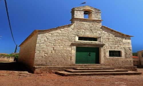 Zdjcie CHORWACJA / rodkowej Dalmacji -Hvar / Jelsa /  XV-wieczna kaplica