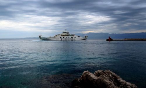 Zdjecie CHORWACJA / Peljesac / port wTrpanj / kierunek-Rijeka...