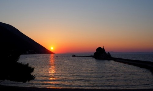 Zdjecie CHORWACJA / Peljeac / Trpanj - port / szybki zmierzch...