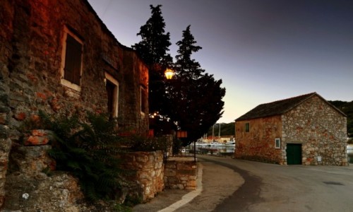 Zdjecie CHORWACJA / Wyspa Hvar / Stari Grad / A po nocy przychodzi dzie....