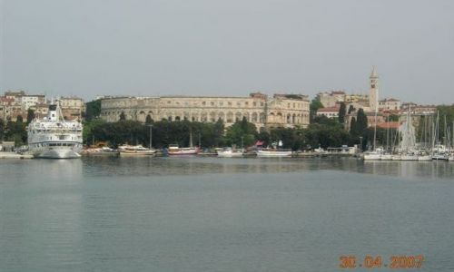 Zdjecie CHORWACJA / Istria / Pula / Stare jak Stary Rzym