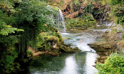 Zdjecie CHORWACJA / rodkowa Chorwacja / Rastoke /  w kanionie Korany...
