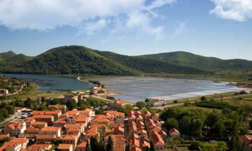 Zdjecie CHORWACJA /  Peljesac / Ston / Ston z murw miejskich
