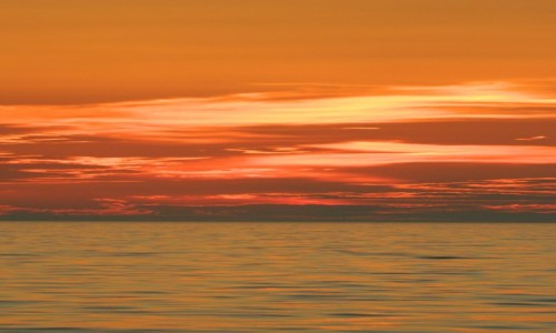 Zdjęcie CHORWACJA / okolice wyspy Bisevo / morze / zachód na pełnym morzu