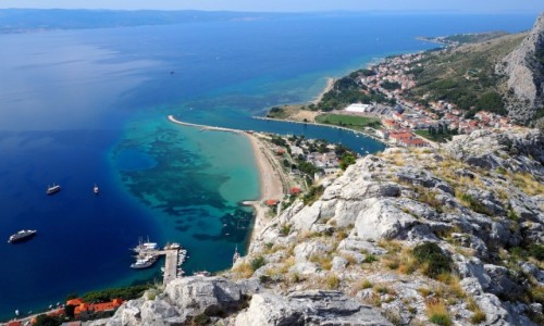 Zdjecie CHORWACJA / Riviera Omi / Omi / z murw twierdzy Starigrad...