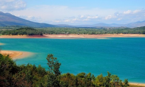 Zdjecie CHORWACJA / Dalmacja / na trasie Sinj-Knin / magiczne jezioro Peruko...