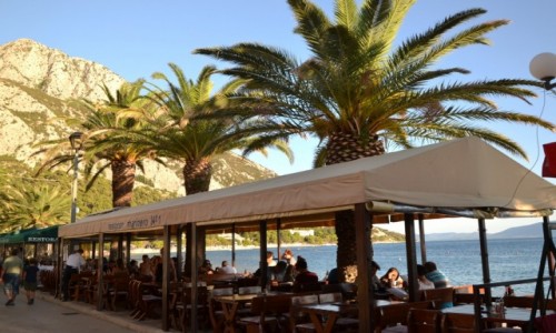 Zdjcie CHORWACJA / upania splitsko - dalmatyska / Gradac / Bulwar