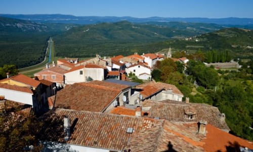 Zdjecie CHORWACJA / - / Motovun / W Motovunie