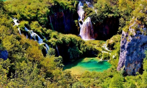Zdjecie CHORWACJA / upania Licko-Senjska / Jeziora Plitvickie / Park Narodowy Jezior Plitvickich