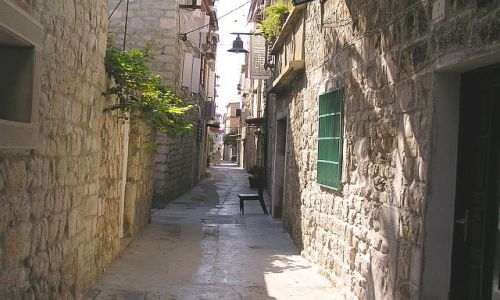 Zdjecie CHORWACJA / Dalmacja / Trogir / Uliczka