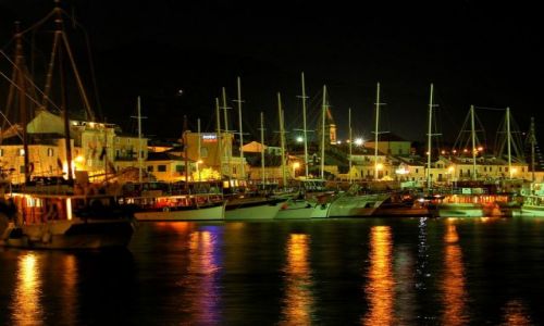 Zdjecie CHORWACJA / Dalmacja / Makarska / port ostatni w serii