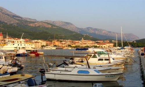 Zdjecie CHORWACJA / Dalmacja / Makarska / parking :)