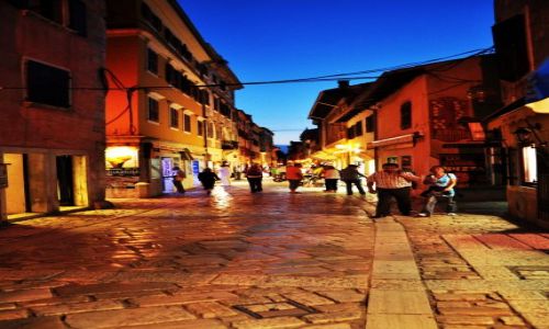 Zdjecie CHORWACJA / Płw.Istria / Porec / Porec nocą