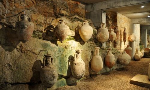 Zdjęcie CHORWACJA / Plw. Istria / Pula / Amfory