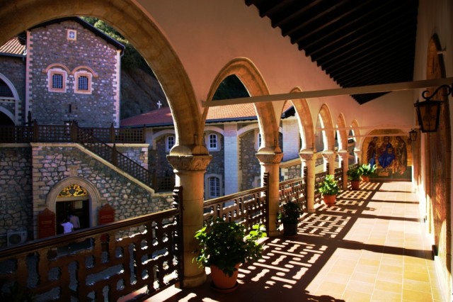 Zdj cia: Góry Troodos , Marathasa, Klasztor Kykkos, CYPR Zdj cia: Góry Troodos , Marathasa, Klasztor Kykkos, CYPR