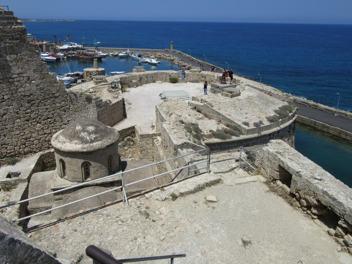 Zdjęcia: Kyrenia, Cypr, Cypr - Kyrenia - Zamek, CYPR Zdjęcia: Kyrenia, Cypr, Cypr - Kyrenia - Zamek, CYPR