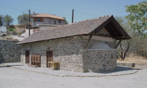 Zdjecie CYPR / Troodos / Agios Mamas / Kocioy z Troodos