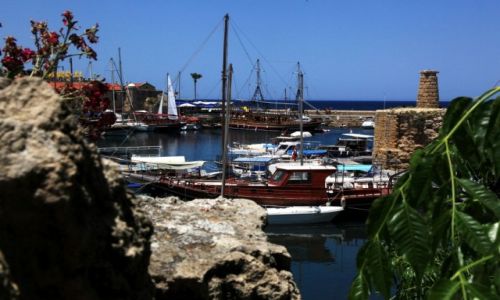 Zdjcie CYPR / Kyrenia  / Port / Zatoczka