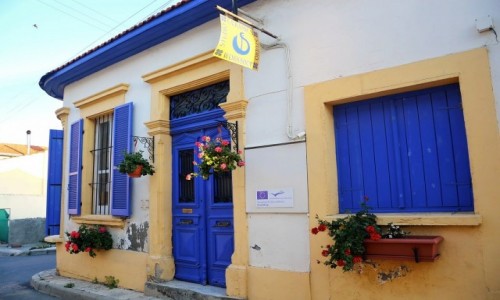 Zdjecie CYPR / - / Larnaka / W uliczkach Larnaki