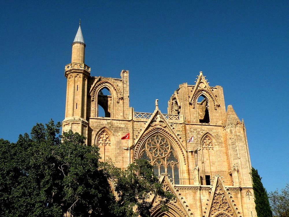 Zdjęcia: miasto, Famagusta, Meczet Mustafy Lali (katedra Św. Mikołaja), CYPR PÓŁNOCNY Zdjęcia: miasto, Famagusta, Meczet Mustafy Lali (katedra Św. Mikołaja), CYPR PÓŁNOCNY