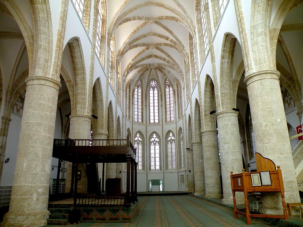 Zdjęcia: miasto, Famagusta, Wnętrze meczetu Mustafy Lali, CYPR PÓŁNOCNY Zdjęcia: miasto, Famagusta, Wnętrze meczetu Mustafy Lali, CYPR PÓŁNOCNY