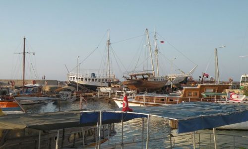 Zdjcie CYPR PӣNOCNY / Kyrenia / Girne / Port