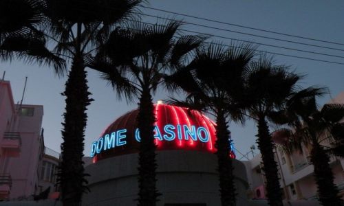 Zdjęcie CYPR PÓŁNOCNY / Kyrenia / okolice Kyreni / Jedno z kasyn