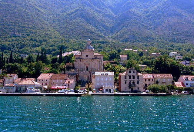 Zdj cia: Prcanj, Boka Kotorska, W słońcu, CZARNOGÓRA Zdj cia: Prcanj, Boka Kotorska, W słońcu, CZARNOGÓRA