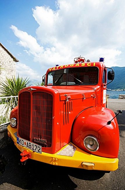 Zdjęcia: Perast, Zat. Kotorska, straż ogniowa, CZARNOGÓRA Zdjęcia: Perast, Zat. Kotorska, straż ogniowa, CZARNOGÓRA