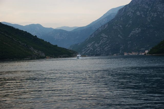 Zdjęcia: ok. Tivat, Zat. Kotorska, fiordy ......, CZARNOGÓRA Zdjęcia: ok. Tivat, Zat. Kotorska, fiordy ......, CZARNOGÓRA