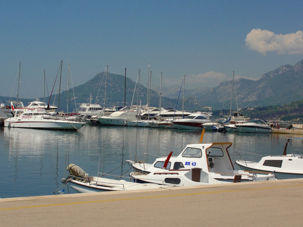 Zdjęcia: Czarnogóra, Czarnogóra, Port morski w Barze, CZARNOGÓRA Zdjęcia: Czarnogóra, Czarnogóra, Port morski w Barze, CZARNOGÓRA