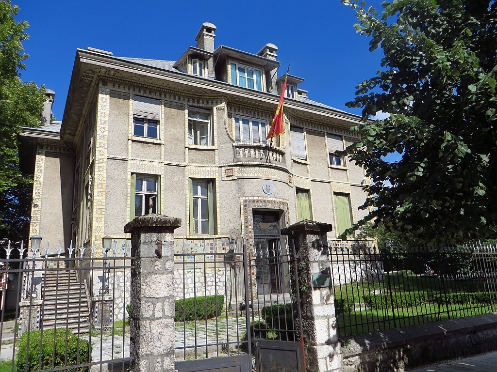 Zdjęcia: Cetinje, północna Czarnogóra, budynek Ambasady Francji 1876 - 1916, CZARNOGÓRA Zdjęcia: Cetinje, północna Czarnogóra, budynek Ambasady Francji 1876 - 1916, CZARNOGÓRA