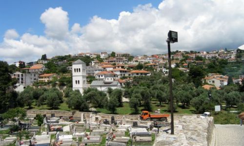 Zdjęcie CZARNOGÓRA / - / Ulcinj / Cerkiew w gaju oliwnym