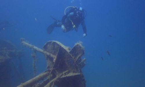 Zdjęcie CZARNOGÓRA / radovici / wrak patrolowca / trzeba się zanurzyć