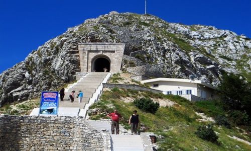 Zdjcie CZARNOGRA / pnocna Czarnogra / P.N. Lovcen / mauzoleum Njegosa