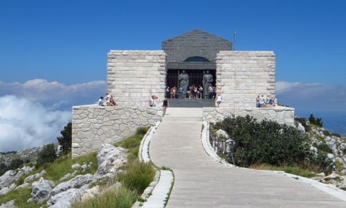 Zdjcie CZARNOGRA / pnocna Czarnogra / P.N. Lovcen / mauzoleum Njegosa