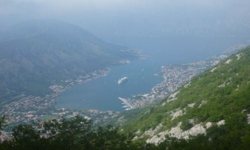 Zdjcie CZARNOGRA / Boka Kotorska / Kotor / Widok z gry
